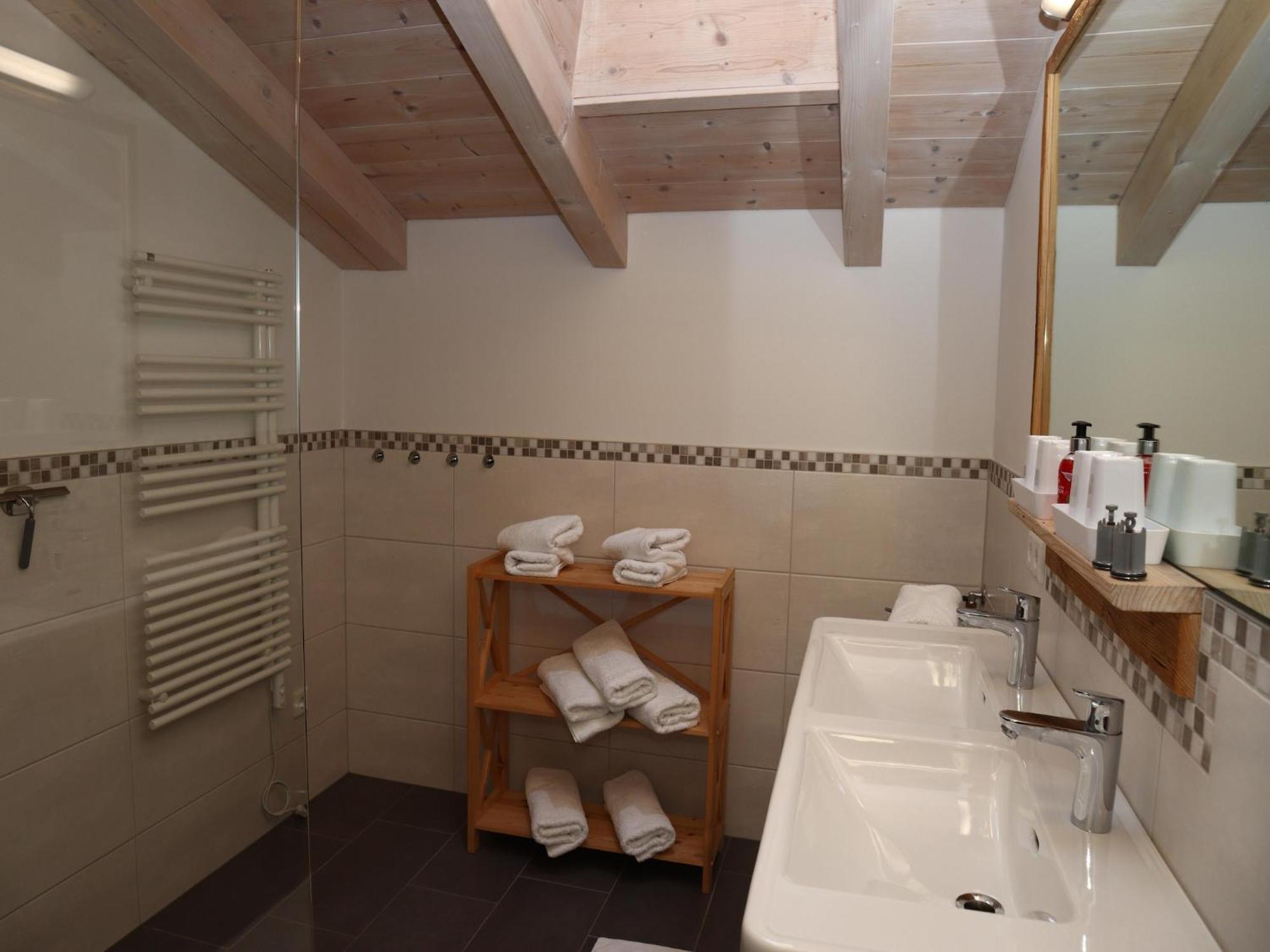 Apartment Rohregger, Neukirchen Нойкирхен-ам-Гросфенедигер Экстерьер фото